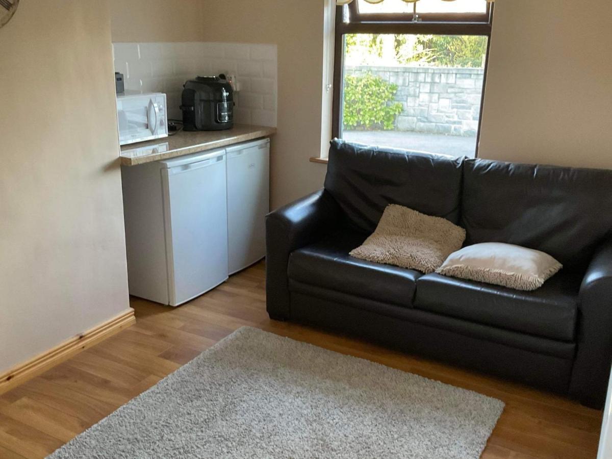 Yenooc House Apartment Galway Bagian luar foto