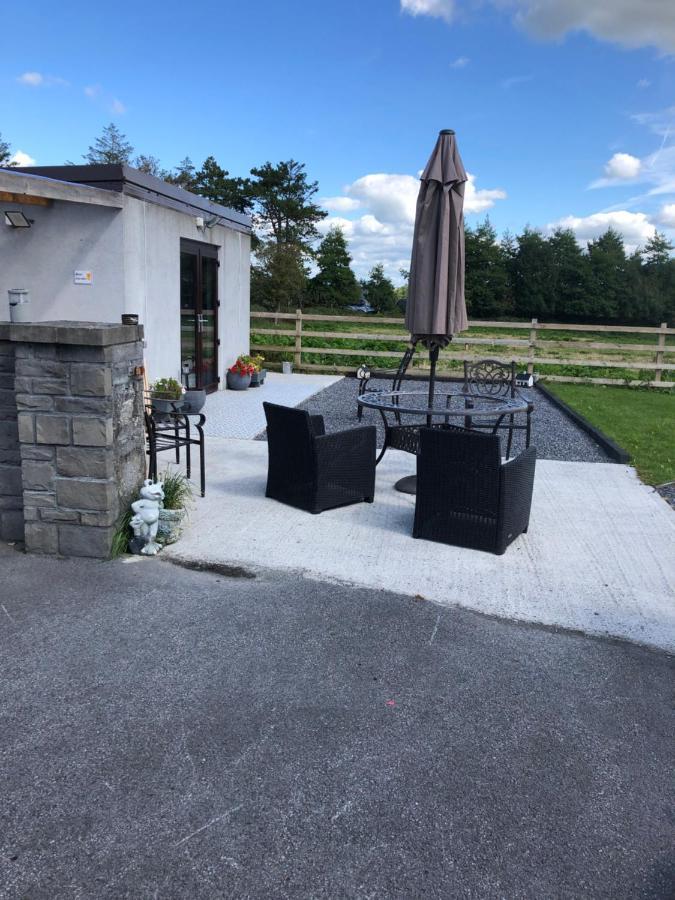 Yenooc House Apartment Galway Bagian luar foto